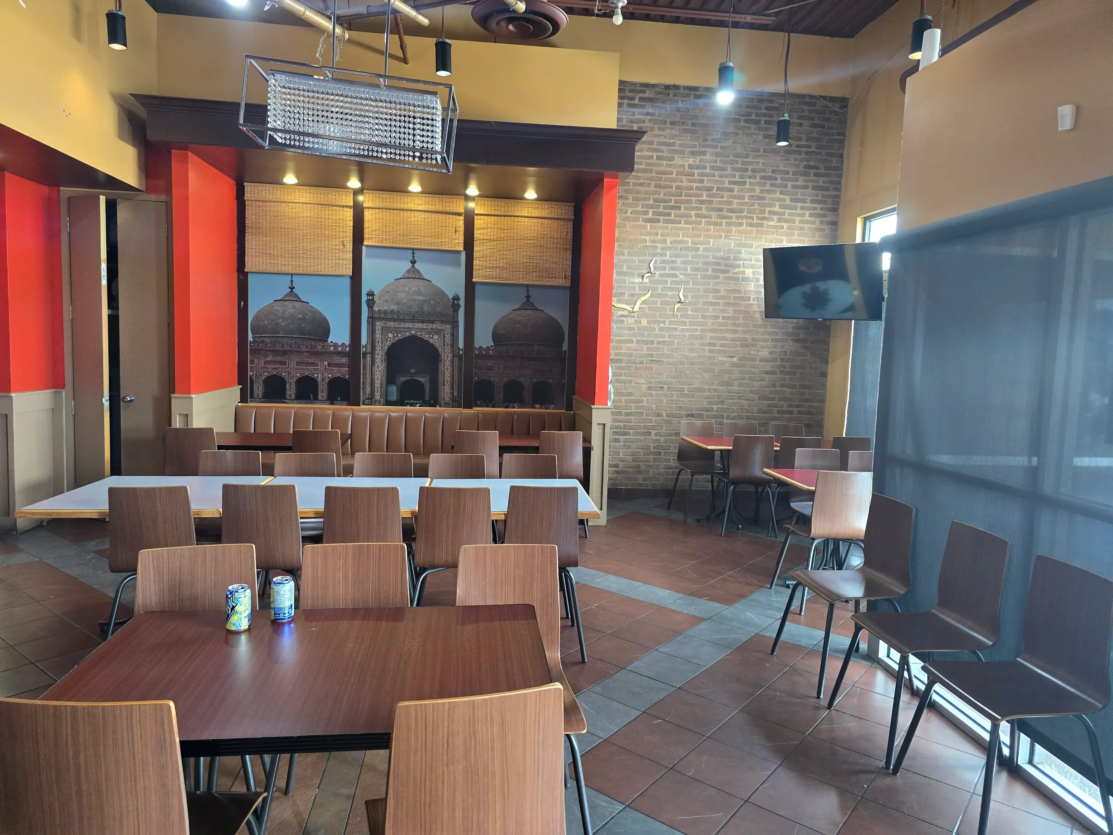 The Butter Kitchen - Authentic Indian and Indo-Chinese restaurant at 120 Wye Rd, Sherwood Park, AB - best butter chicken in Sherwood Park